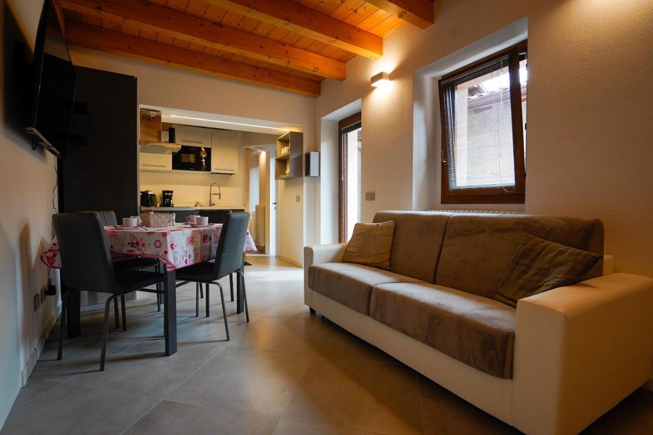 Apartment Aureggio Bellagio Buitenkant foto